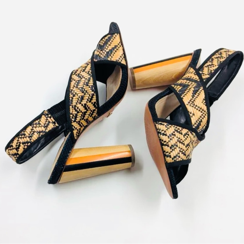 SCHUTZ Dolorcita Black and Tan Woven High Heels Sandals in Trama Indian Natural